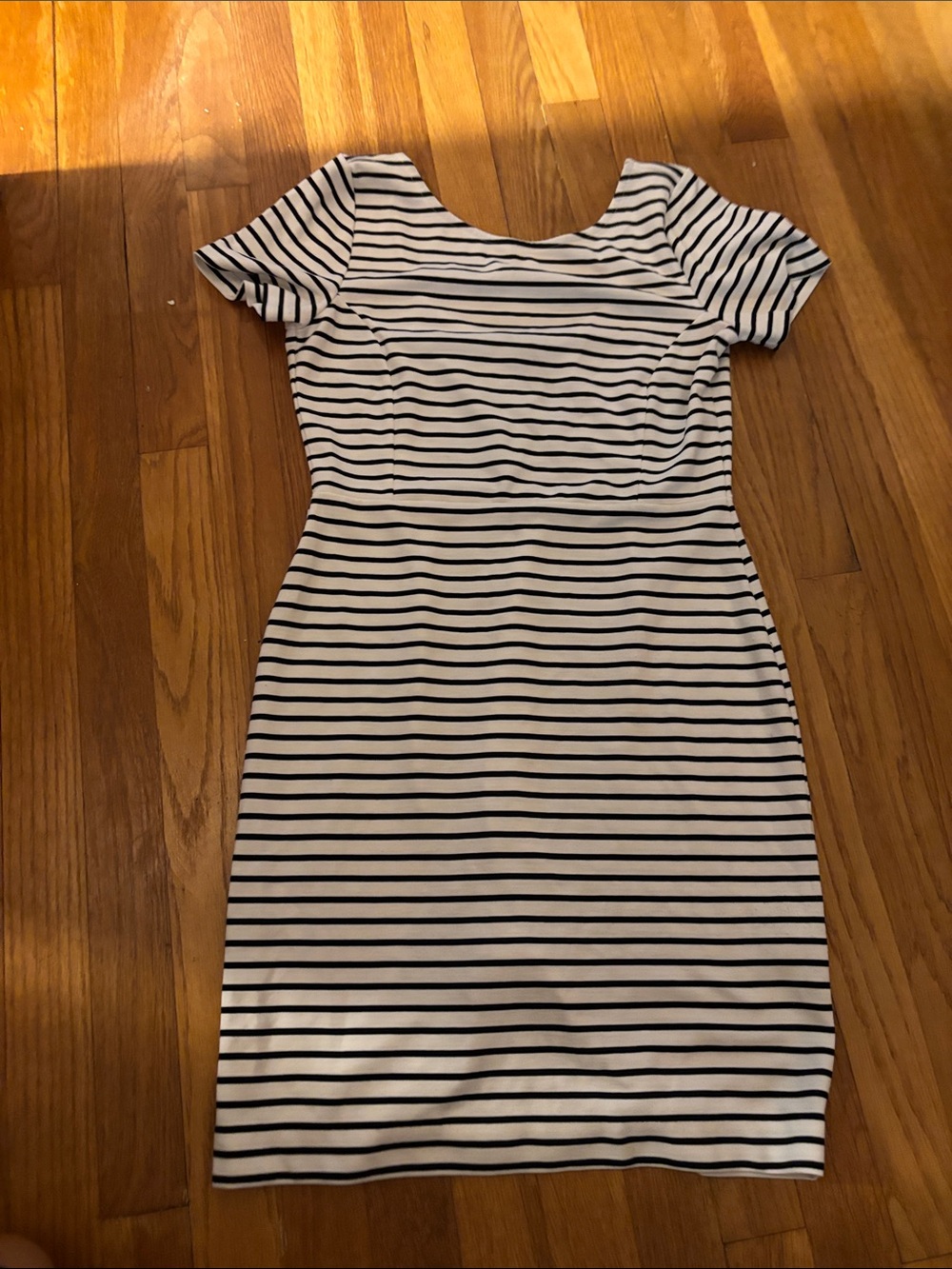 Classic Black & White Striped Short Sleeve Sheath Dress